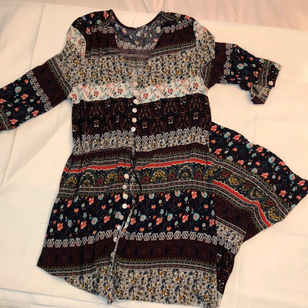 Beautiful keyhole button down boho maxi dress M brand new never worn